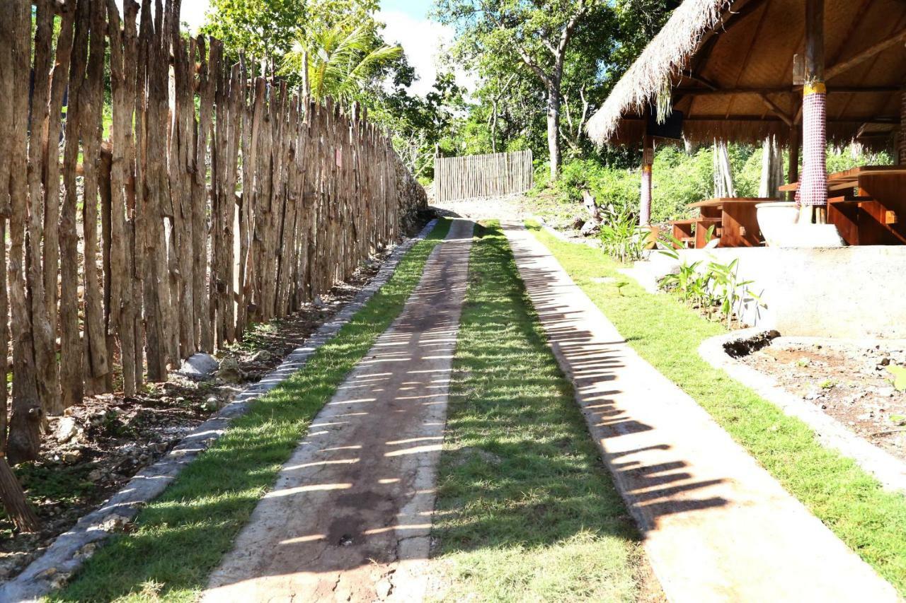 Lumbung Wisesa Uluwatu Hotel Exterior foto